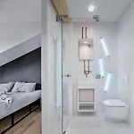 Rooftop Penthouse With Terrace, Prime Location Apartment *