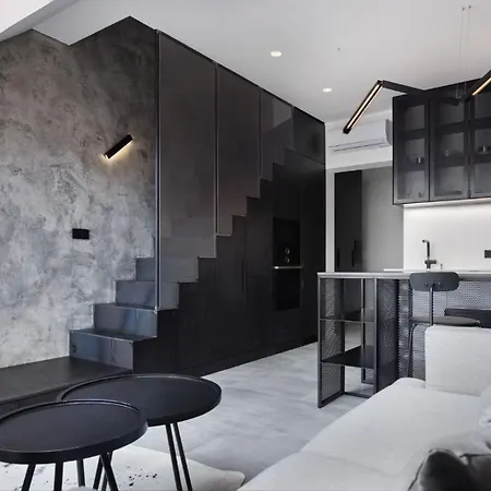 Rooftop Penthouse With Terrace, Prime Location *